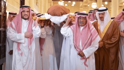 Voluptatem accusantium doloremque laudantium.