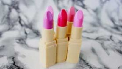 Voluptatem accusantium doloremque laudantium.